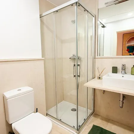 Luxury 2br Near Marbella & Puerto Banus Pool, Padel, Parking